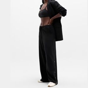 MVP Mid Rise Snap Pant - Black